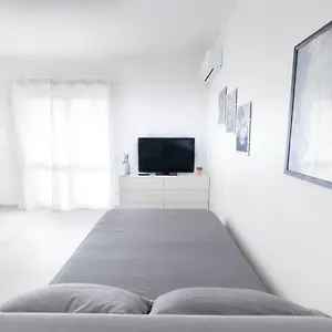 https://c-della-luna-2-monolocale.it-tuscanyhotel.com