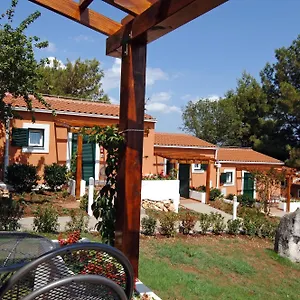 **** Prázdninový areál Koversada Naturist Park Chorvatsko