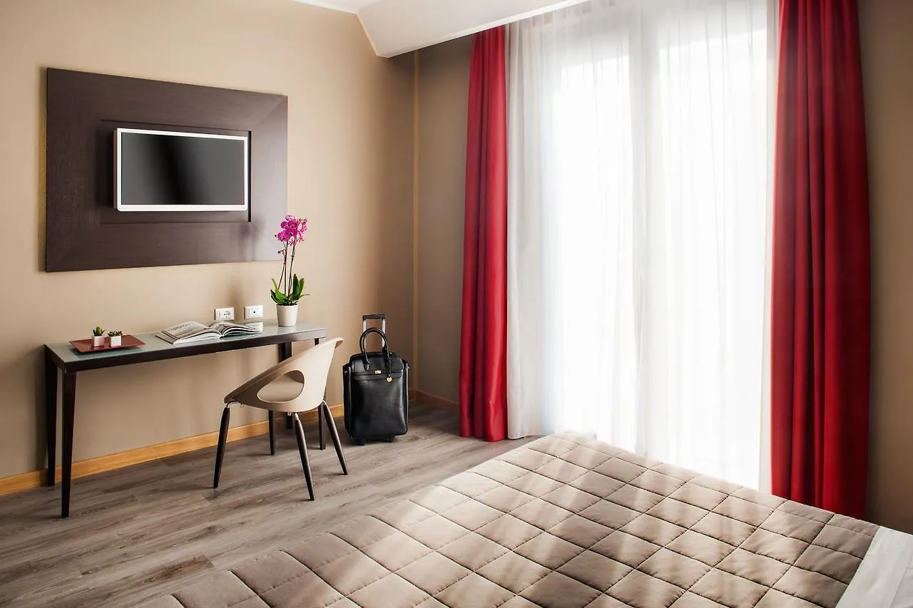 Hotel Da Vinci Milano 4*,  Italia